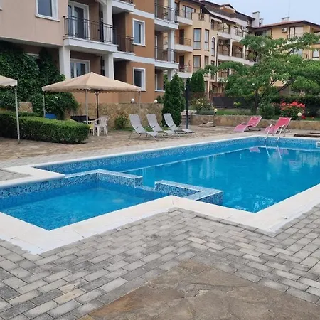 павлови домус екстра Apartament *